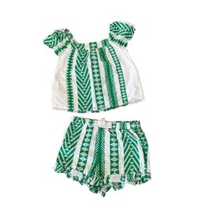 Crown & Ivy Kids Girls Green and White Patterned Two-Piece Set Size Small